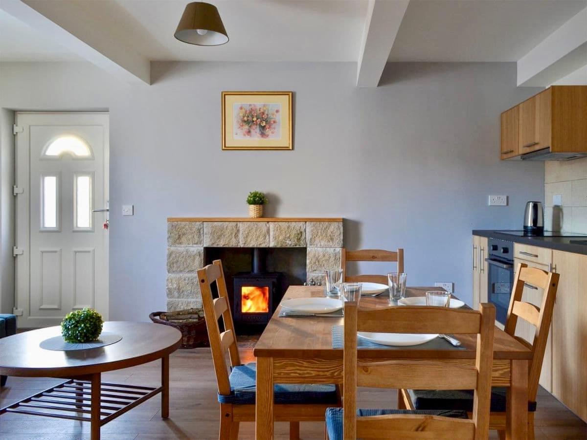 The Wee Coolins-Holiday Home With Wood Burner Strathcarron Exteriér fotografie
